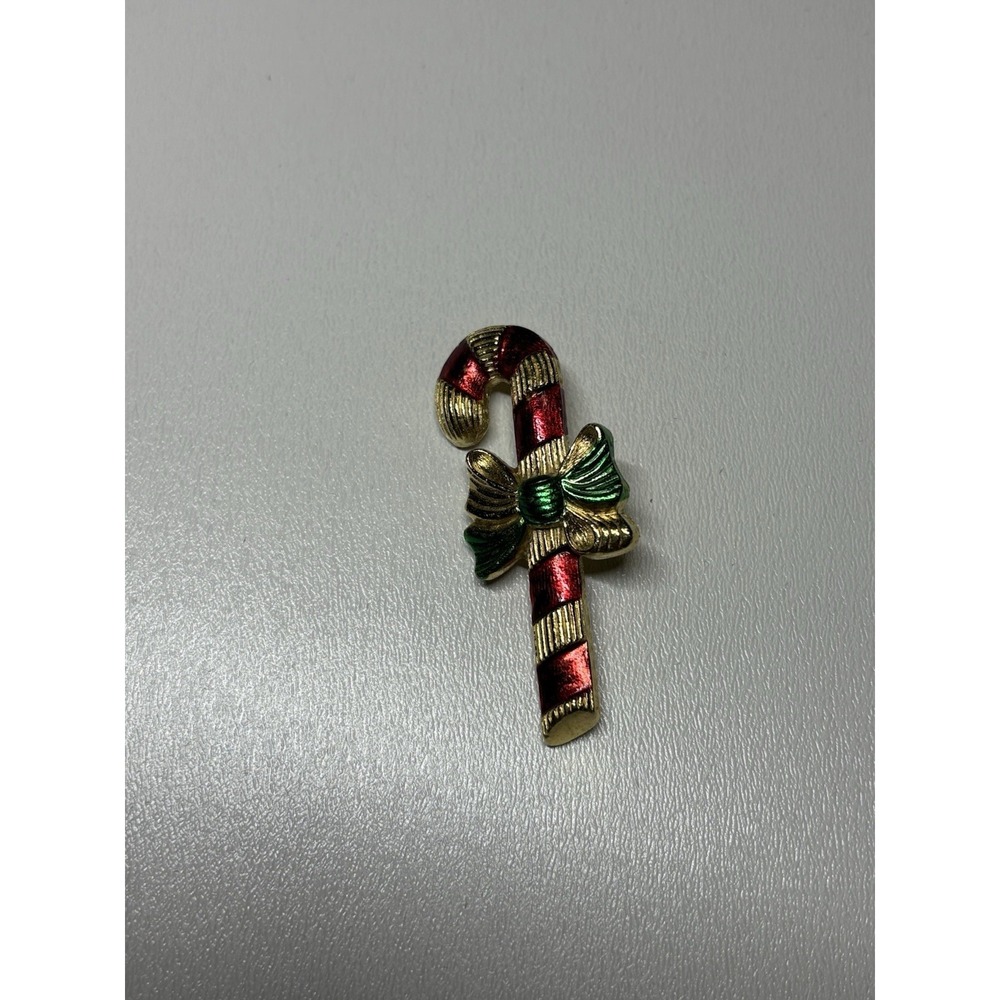 Vintage Christmas Candy‎ Cane Wrapped In Green Bow Lapel Hat Pin